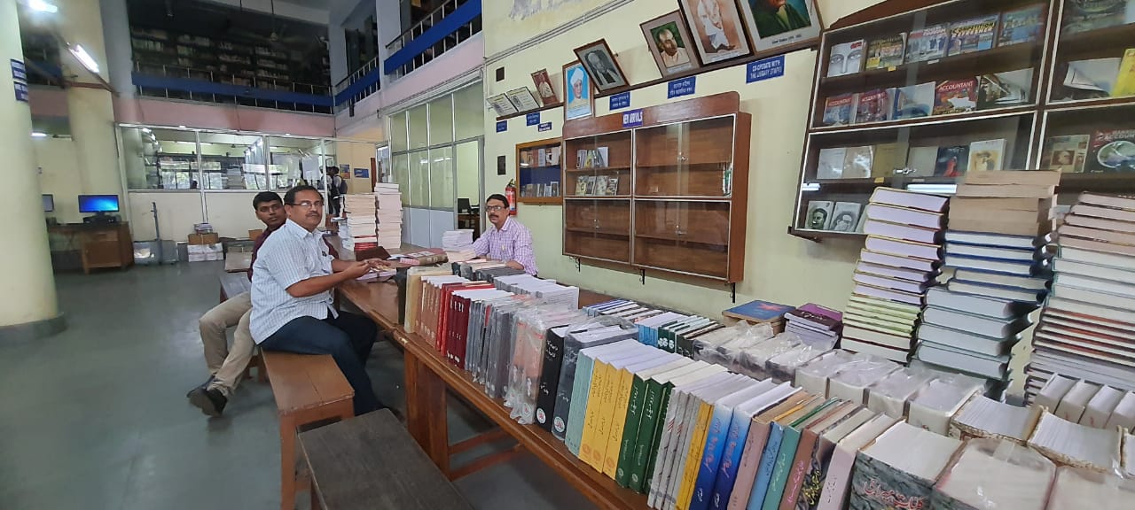 Library Photo Gallery : Triveni Devi Bhalotia College